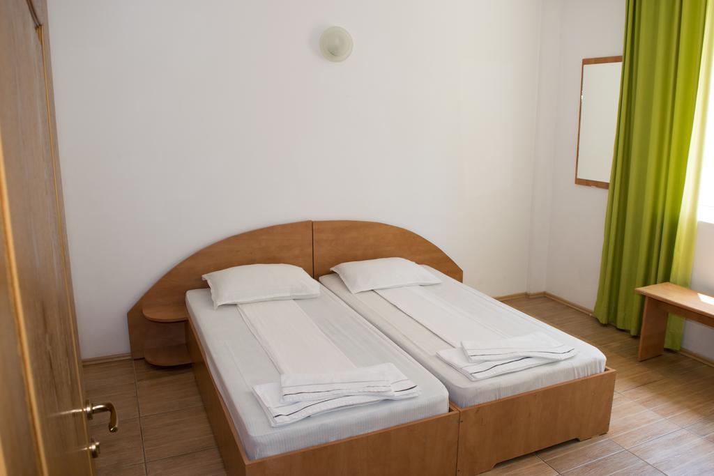 Tiberius Residence Костинешти Экстерьер фото